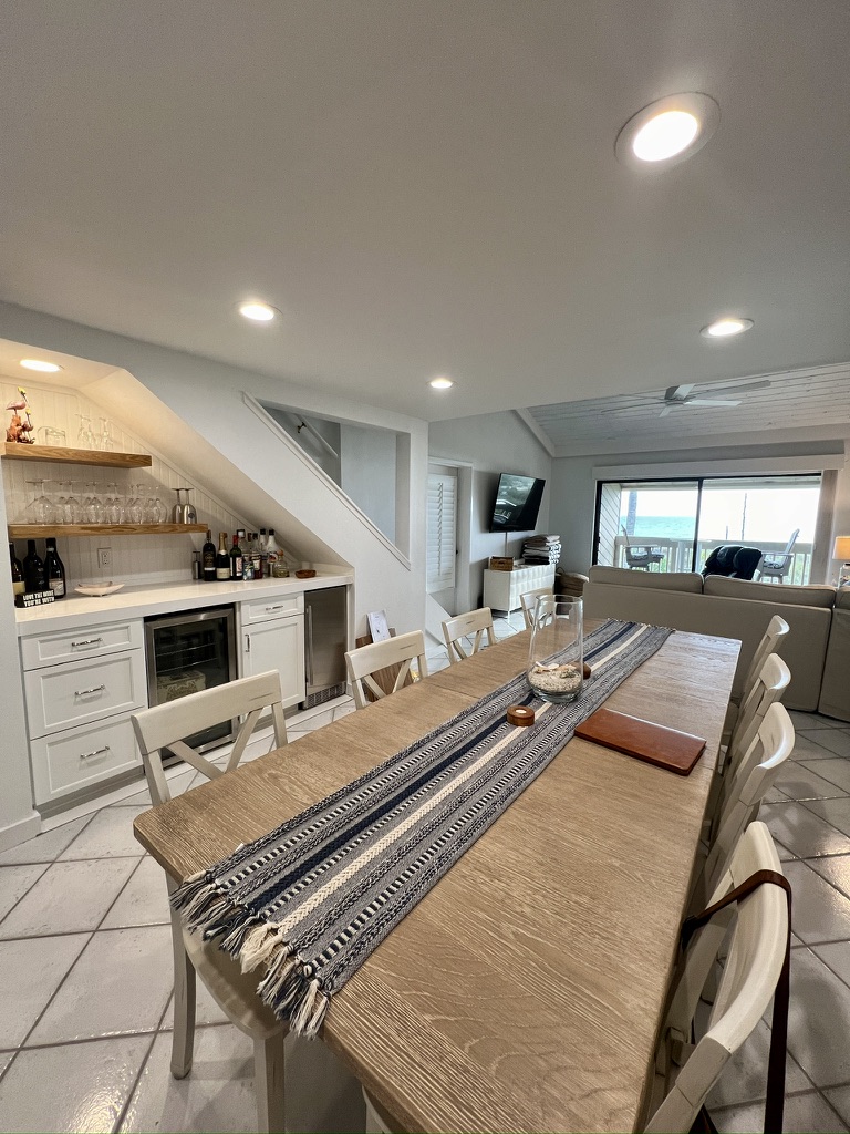 Longboat Key condo dining area after bar addition