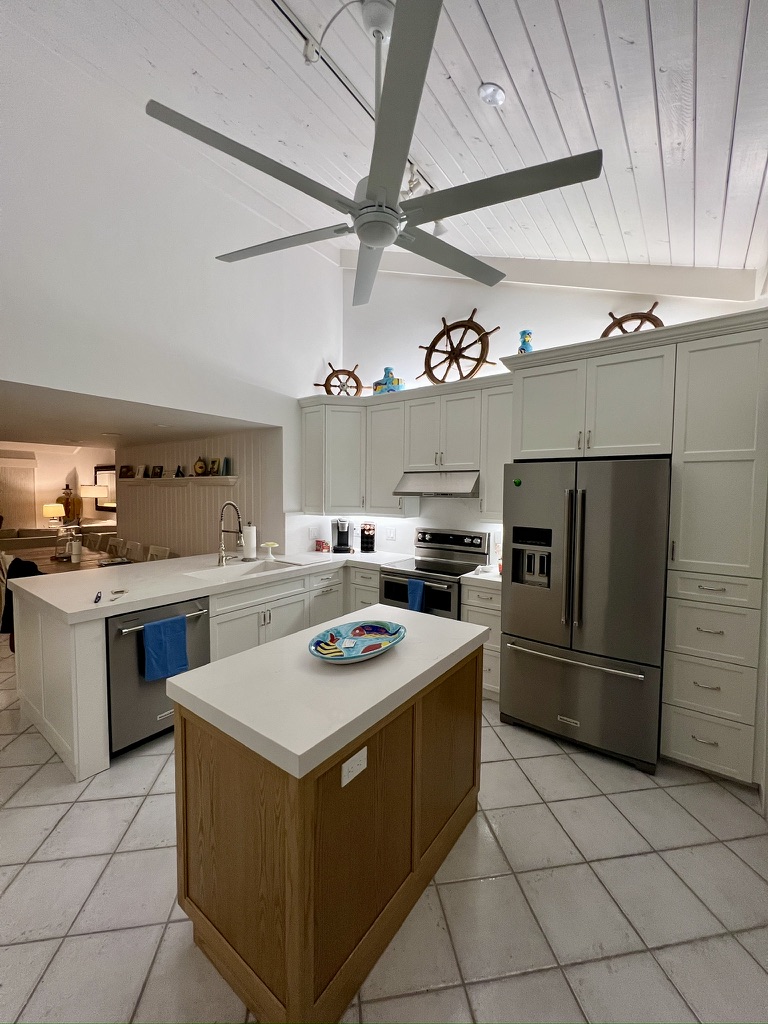 Longboat Key condo kitchen after renovation